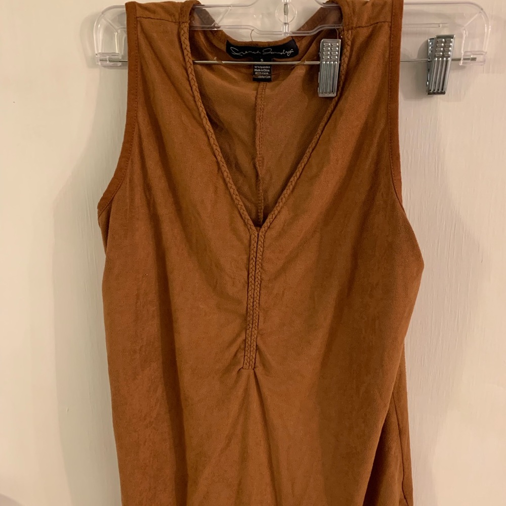 Brown tank top